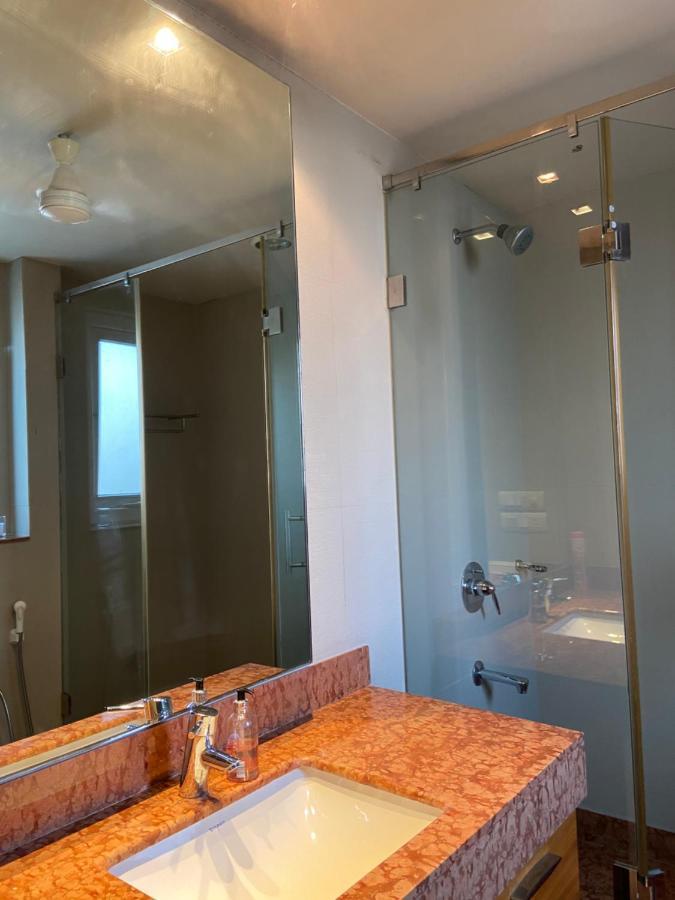 Bed and Breakfast Art House Vasant Vihar Neu-Delhi Exterior foto